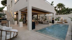 Villa for sale in Marbella City, 2,195,000 €