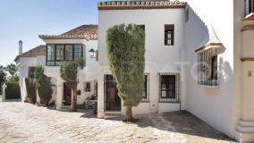 For sale Marbella Golden Mile town house with 3 bedrooms