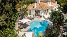 Villa for sale in Benahavis