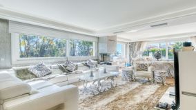 Villa for sale in Bahia de Marbella, Marbella Est