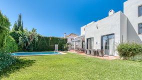 Villa for sale in Nueva Andalucia, Marbella