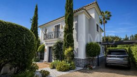 Villa for sale in La Duquesa, Manilva