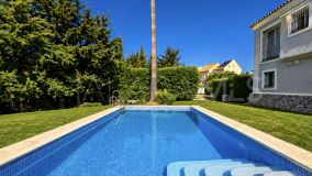 Villa for sale in La Duquesa, Manilva