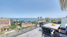 Villa for sale in Estepona