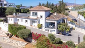 Villa en venta en Sierrezuela, Mijas Costa