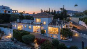 Villa for sale in Sierrezuela, Mijas Costa