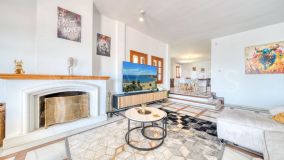 Villa en venta en Estepona