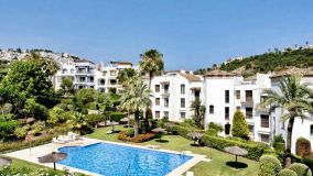 Appartement rez de chaussée for sale in Los Arqueros, Benahavis