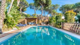 Villa for sale in Elviria, Marbella East