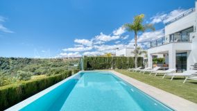 Villa en venta en Estepona