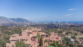 Apartment for sale in La Mairena, Marbella East