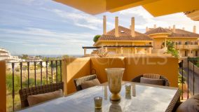 Apartamento en venta en Nueva Andalucia, Marbella