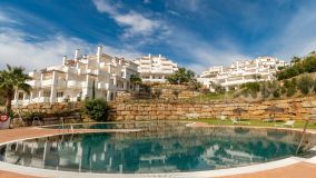 Apartment for sale in Nueva Andalucia, 625,000 €