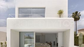 Villa for sale in Estepona, 795,000 €