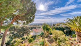 Villa for sale in Valtocado, Mijas