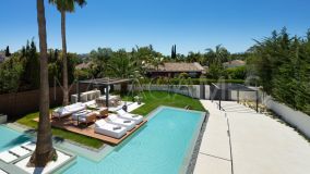 Villa for sale in Nueva Andalucia, Marbella