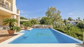 Villa for sale in El Paraiso, Estepona Öst