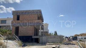 Villa for sale in La Duquesa, 695,000 €