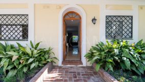Ground Floor Apartment for sale in Aloha, Nueva Andalucia