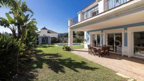 Villa for sale in La Duquesa, Manilva