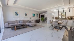 Villa for sale in Marbella - Puerto Banus