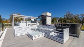 Villa for sale in Marbella - Puerto Banus