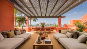 Penthouse for sale in Costalita, Estepona East