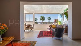 Buy 3 bedrooms penthouse in Marbella Golden Mile