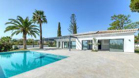 Villa for sale in Elviria, Marbella Est