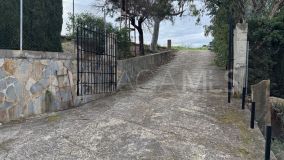 Villa en venta en Estepona