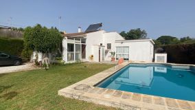 Finca for sale in Estepona