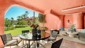 Ground Floor Apartment for sale in New Golden Mile, Estepona East