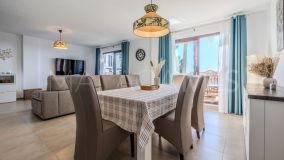 Apartamento en venta en Los Altos de los Monteros, Marbella Este