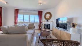 Penthouse for sale in La Mairena, Marbella East