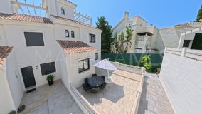 Adosado en venta en Estepona