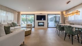 Villa for sale in Marbella - Puerto Banus