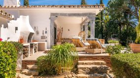 Villa for sale in Hacienda las Chapas, Marbella Öst