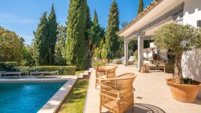Villa for sale in Hacienda las Chapas, Marbella Öst