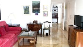 Apartamento de 3 dormitorios en venta en Guadalmina Alta