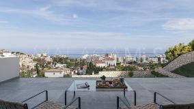 Villa for sale in Fuengirola