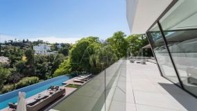 Villa for sale in La Quinta, Benahavis