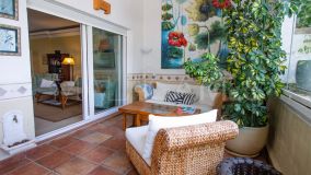 Lägenhet till salu på Las Cañas Beach, Marbella Golden Mile