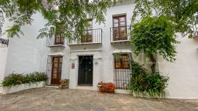Radhus for sale in Marbella Golden Mile