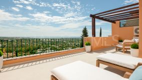 Zweistöckiges Penthouse zu verkaufen in Nueva Andalucia, Marbella