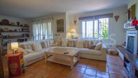 Villa en venta en Valdeolletas, Marbella Ciudad