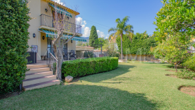 Villa for sale in Valdeolletas, Marbella City