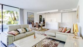 Appartement for sale in New Golden Mile, Estepona Est