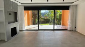 Adosado en venta en Paraíso Bellevue, Benahavis