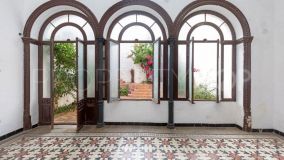 Se vende villa de 11 dormitorios en Carmona