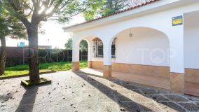 Buy Espartinas villa with 4 bedrooms